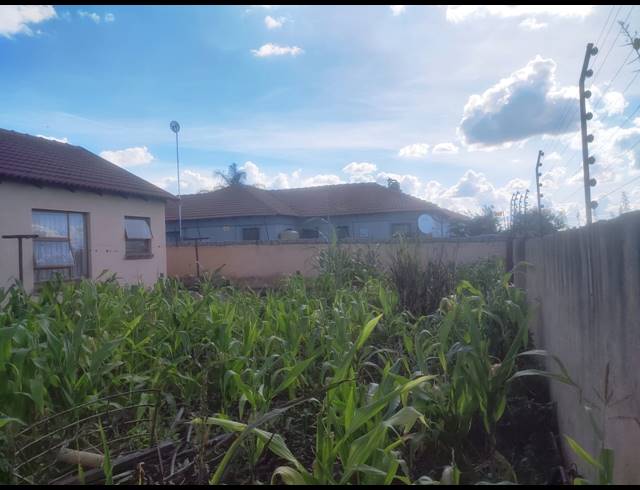 3 BEDROOM HOUSE FOR SALE IN MAHLASEDI PARK